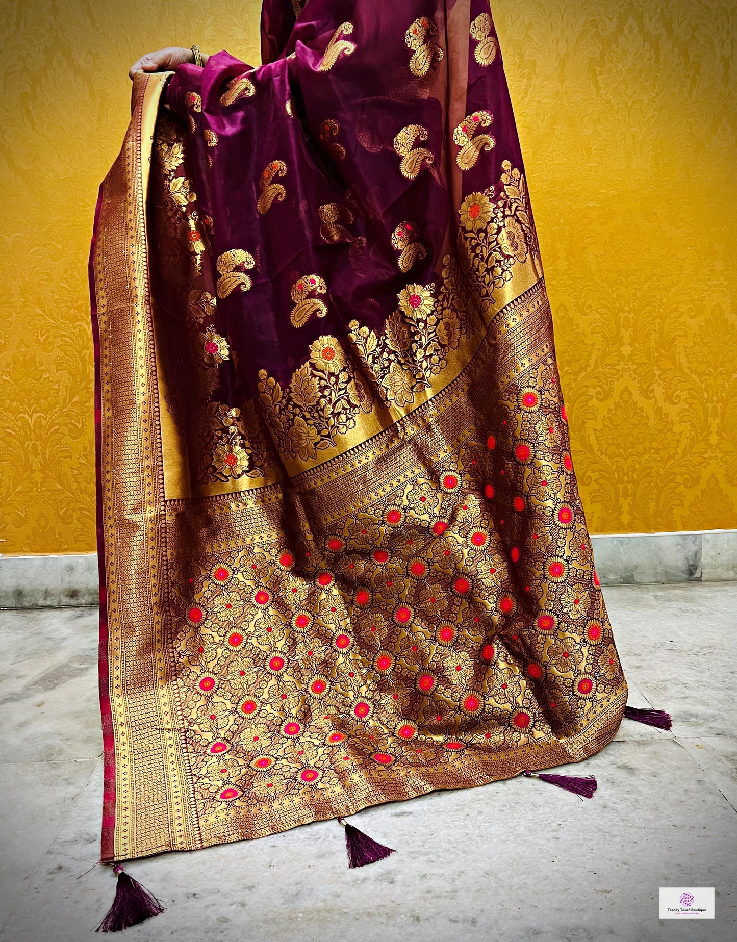 soft lightweight party wear organza banarasi silk saree maroon wedding reception saree bridal gift with blouse piece meenakari work on pallu