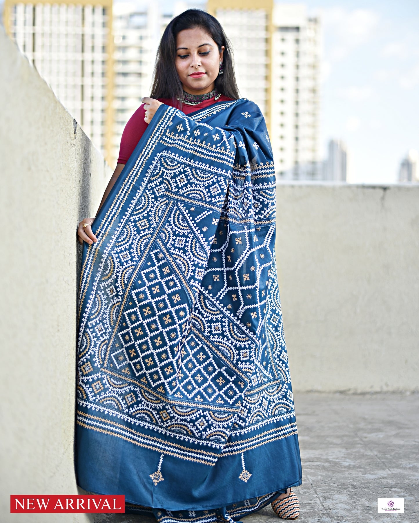 Nayan - Kutch Work - Blended Bangalore Silk Saree