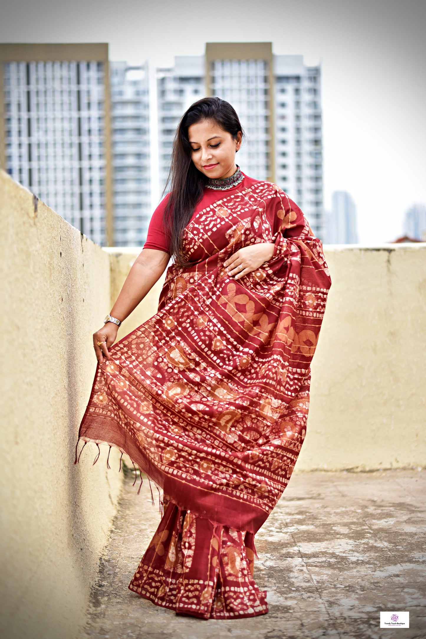 maroon lightweight banswara silk saree hand batik work for festive and office wear with blouse piece and best price