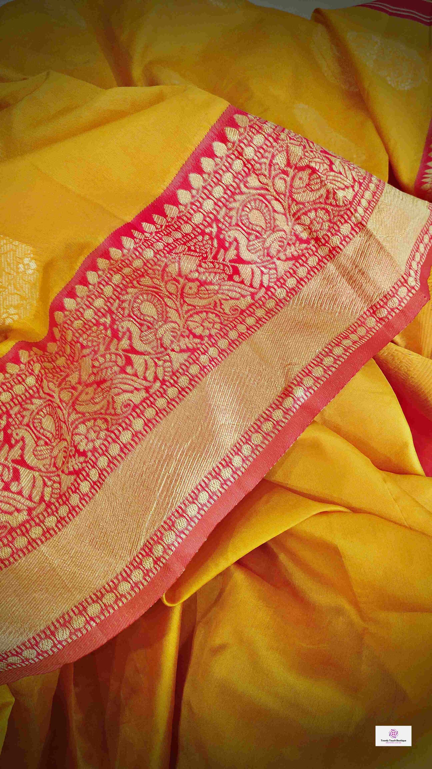 lightweight lichi silk yellow pink saree wedding and marriage celebration haldi ceremony sarees online
