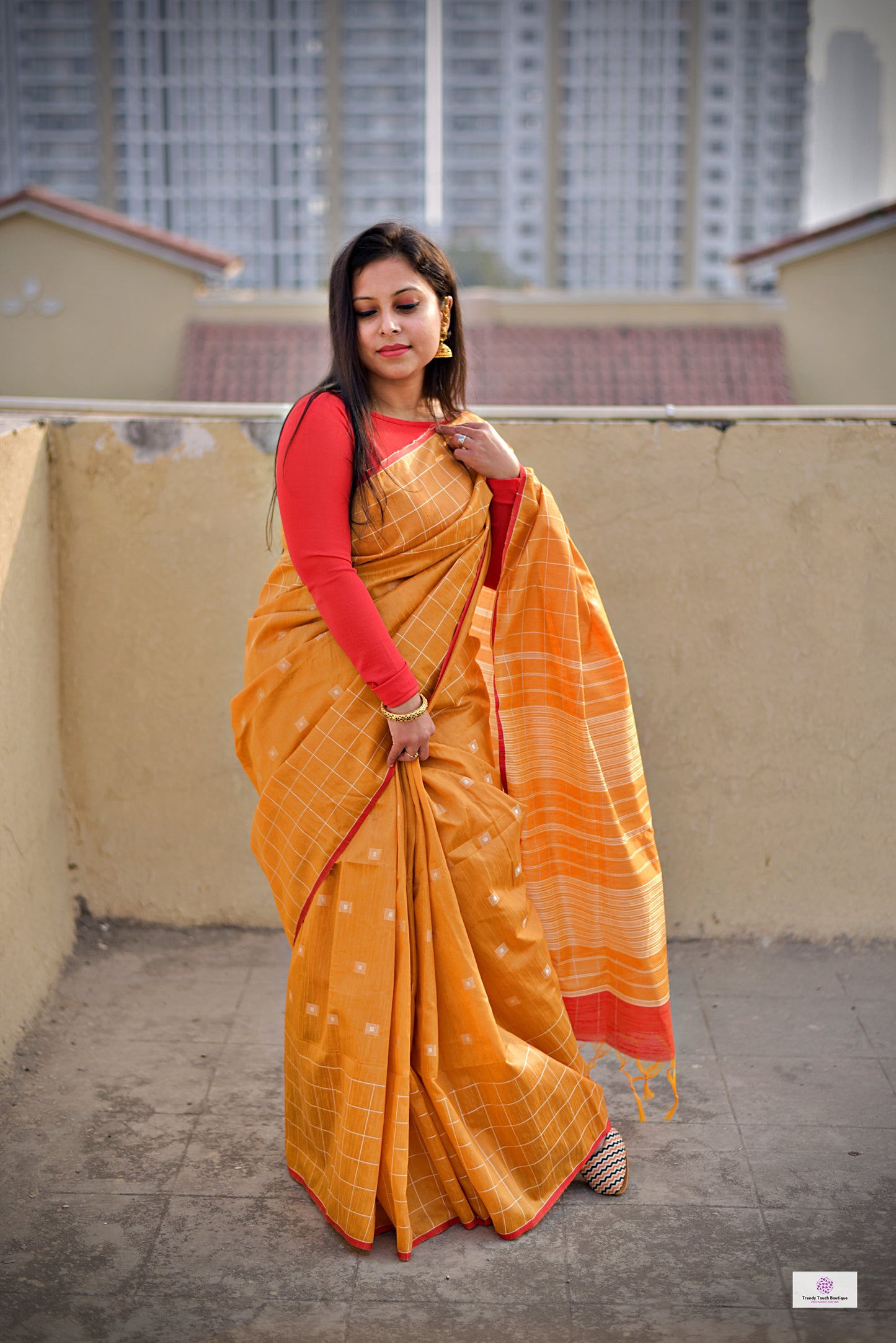 handloom summer wear saree haldi or special ocassion office wear, formal parties, yellow and red saree check saree best price with blouse piece