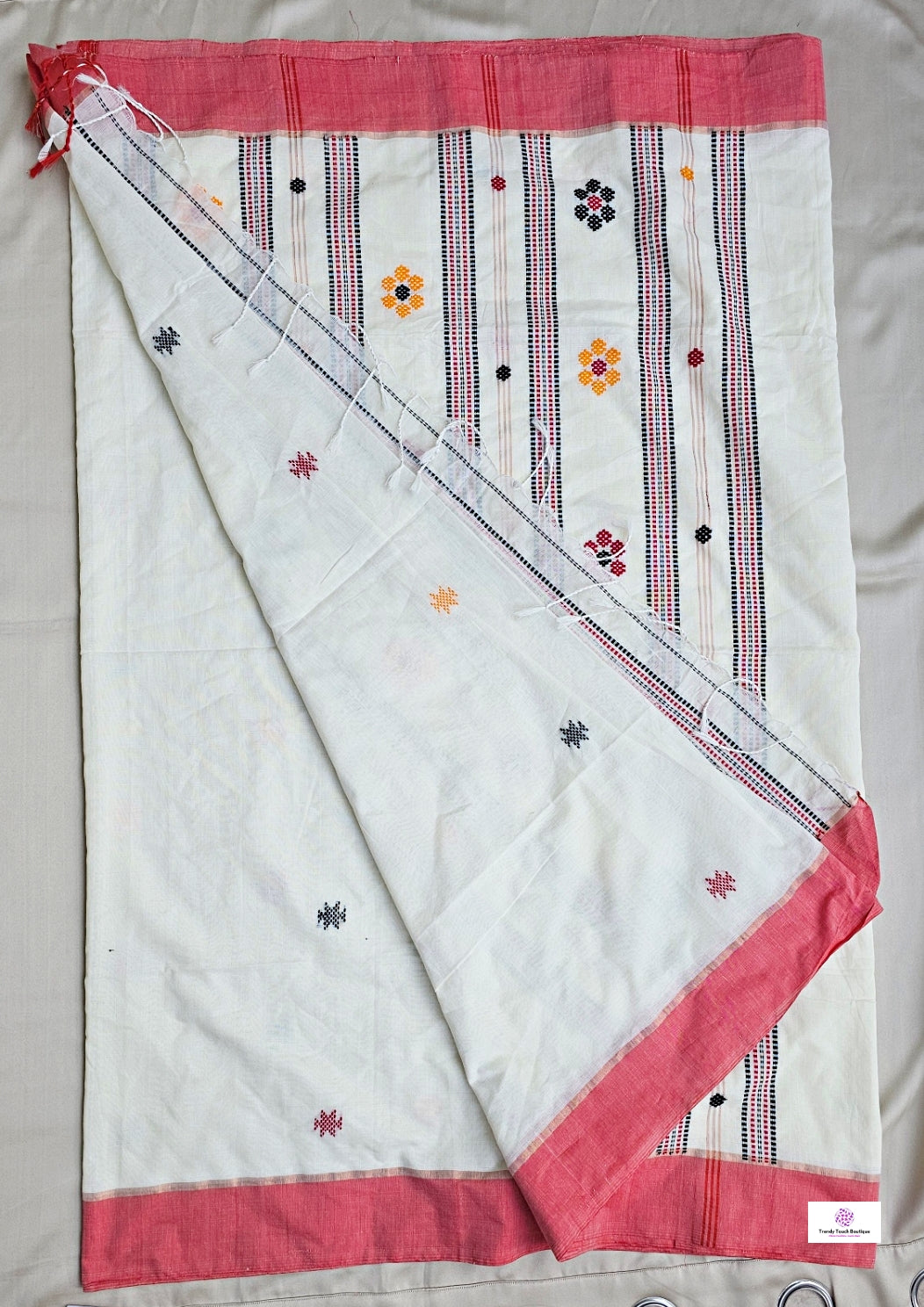 bengal cotton handloom saree floral design lightweight summer wear saree fabric with blouse piece best price white color office and casual wear