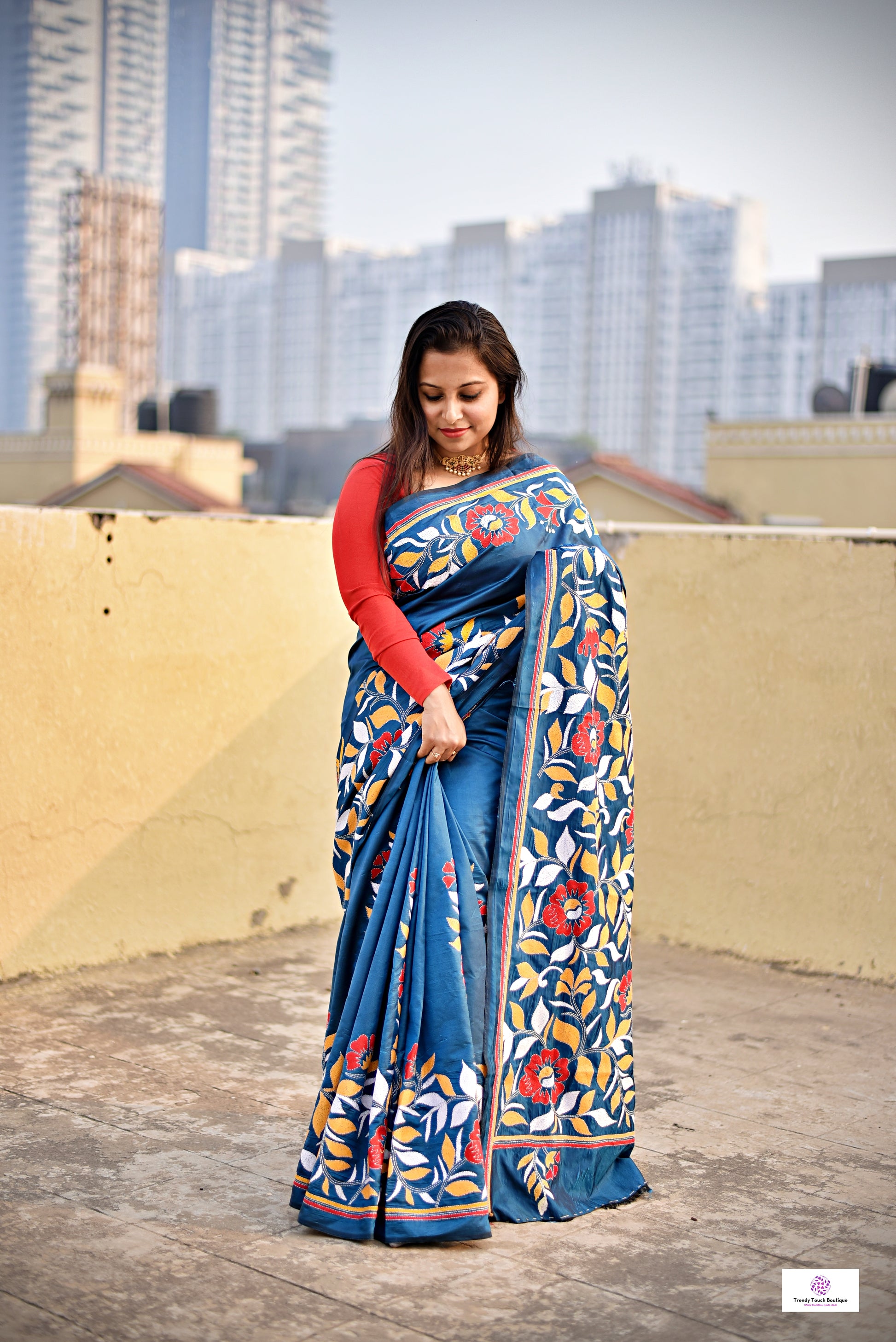 kantha stitch blue designer blended bangalore silk saree with floral motif for wedding, marriage, special celebration or anniversary with blouse piece in best price