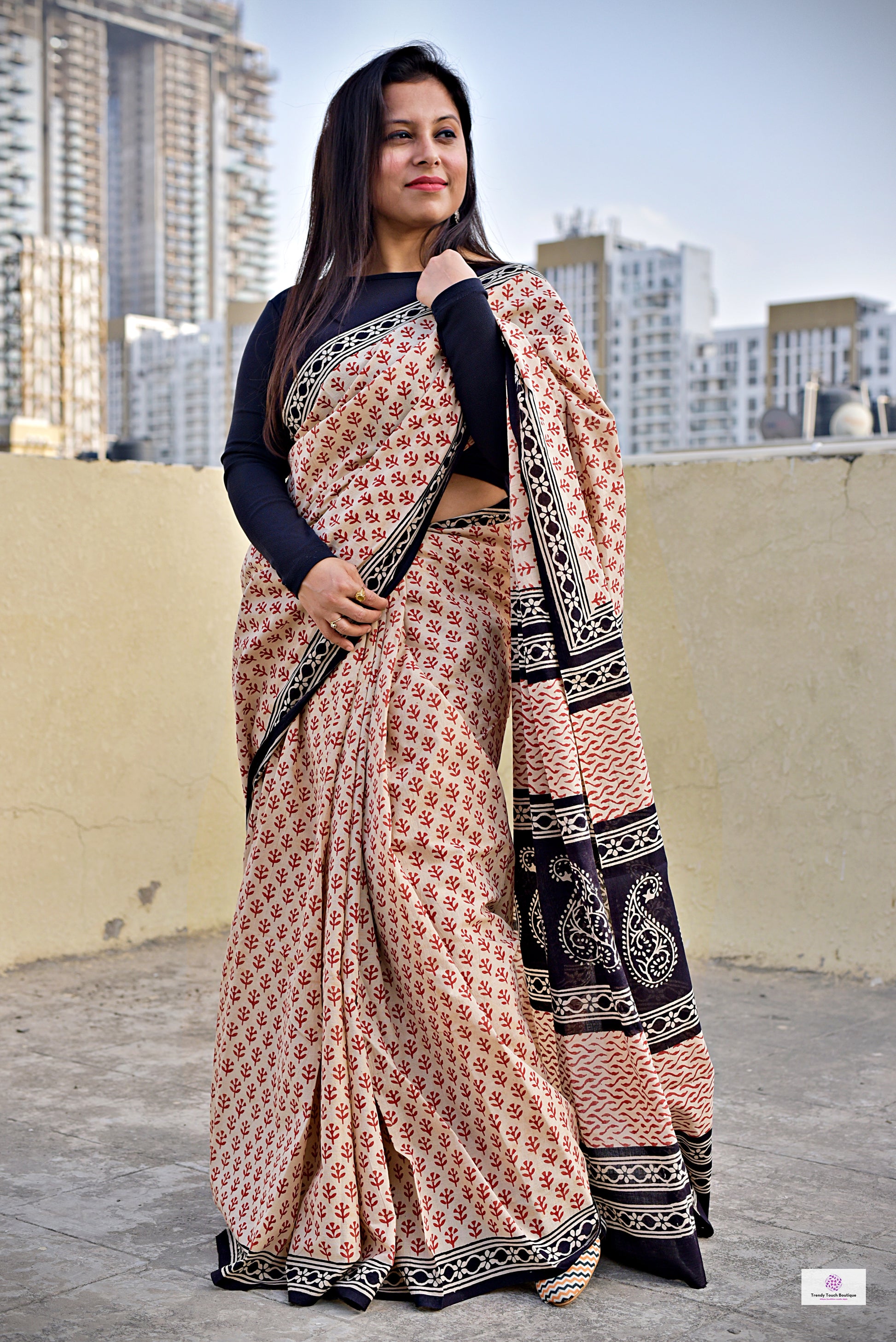mulcotton handblock print best summer fabric office wear and everyday wear saree online best price with blouse piece black red and beige soft 