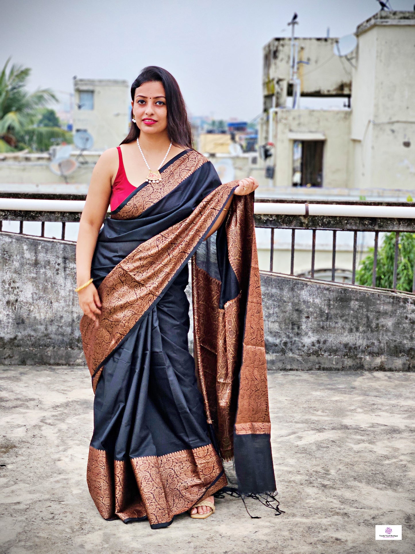 RAJANI - KATAAN SILK (BLACK- COPPER ZARI)