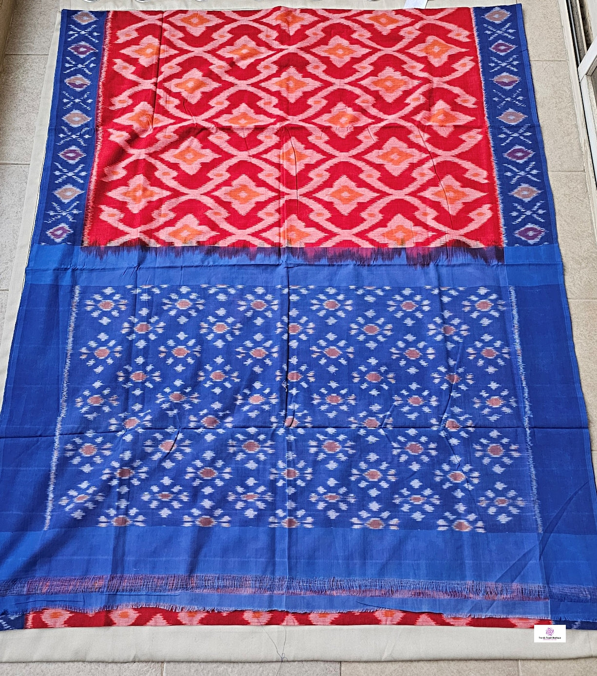 ROSALIND - POCHAMPALLY COTTON IKKAT - HANDLOOM SAREE