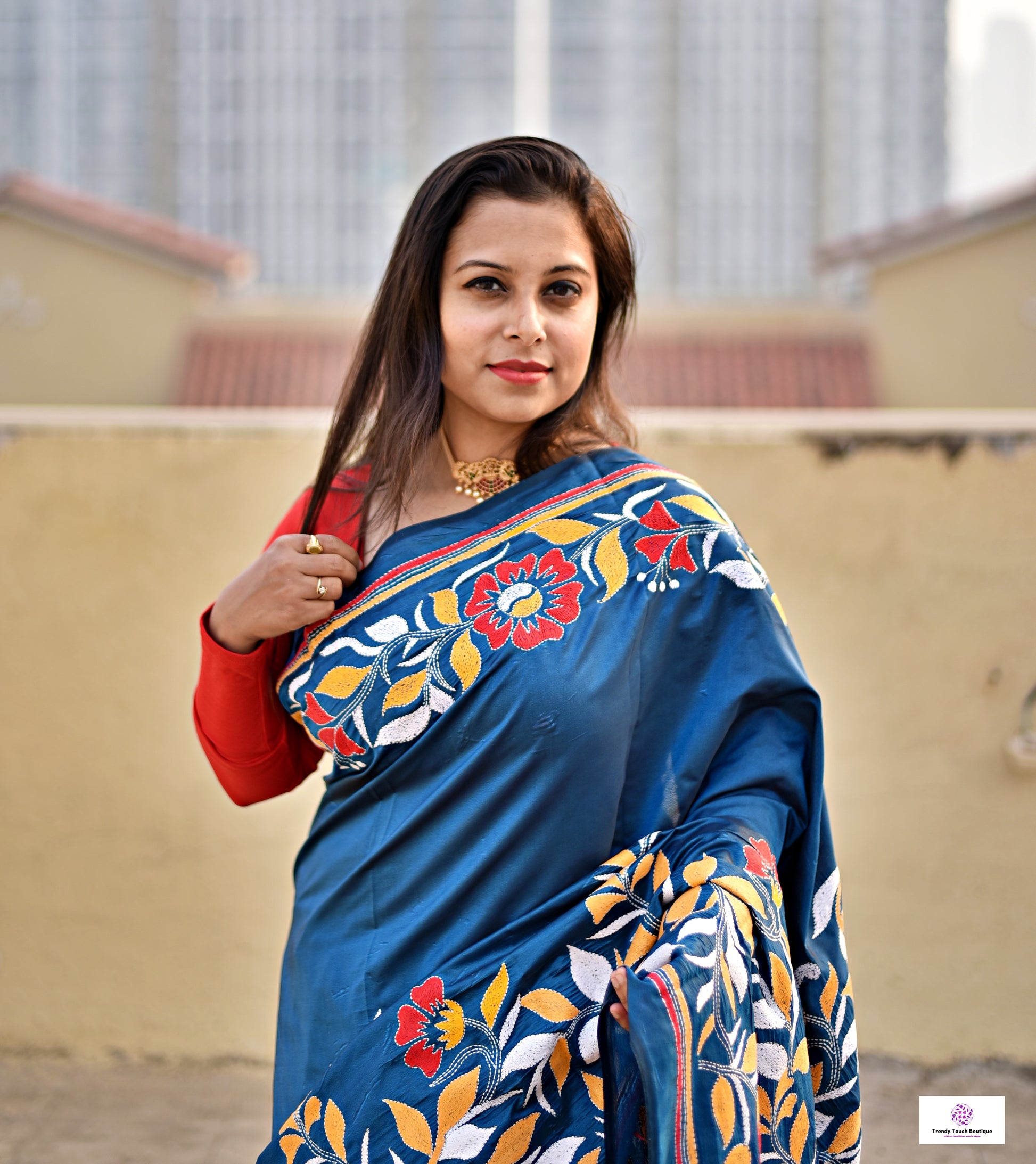 kantha stitch blue designer blended bangalore silk saree with floral motif for wedding, marriage, special celebration or anniversary with blouse piece in best price