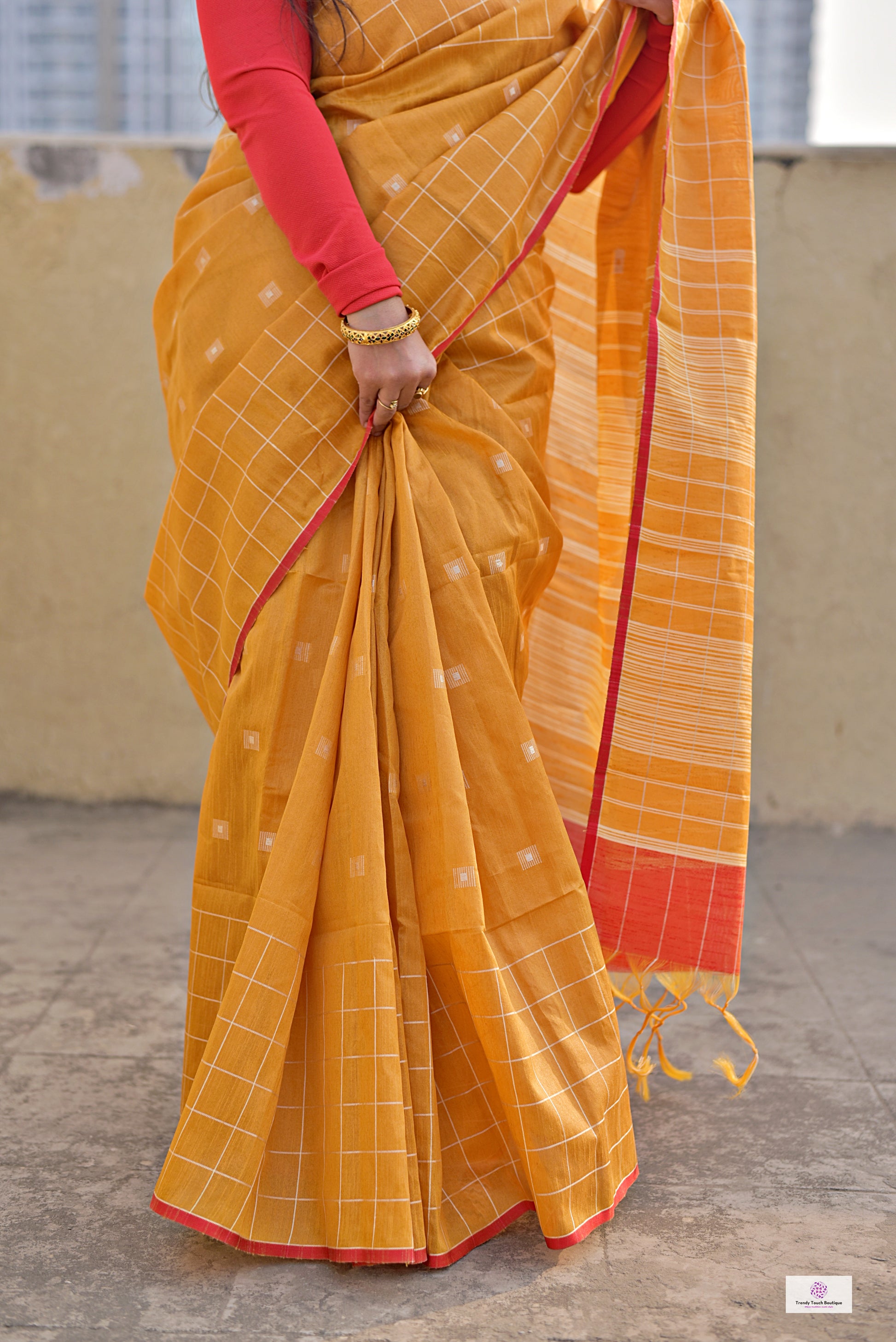 handloom summer wear saree haldi or special ocassion office wear, formal parties, yellow and red saree check saree best price with blouse piece