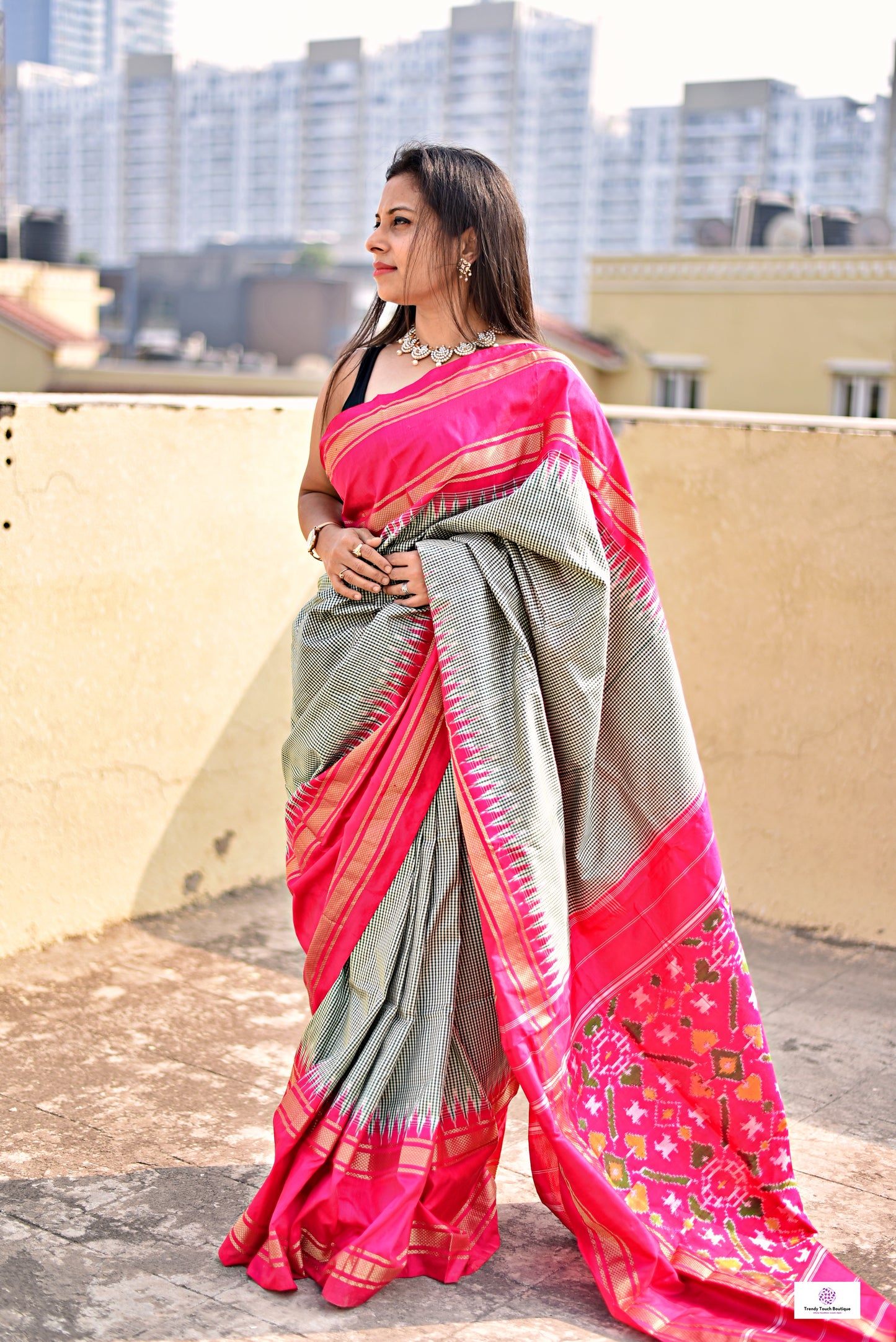 Ayesha – Pochampally Ikkat Handloom Pure Silk (with Silk Mark)