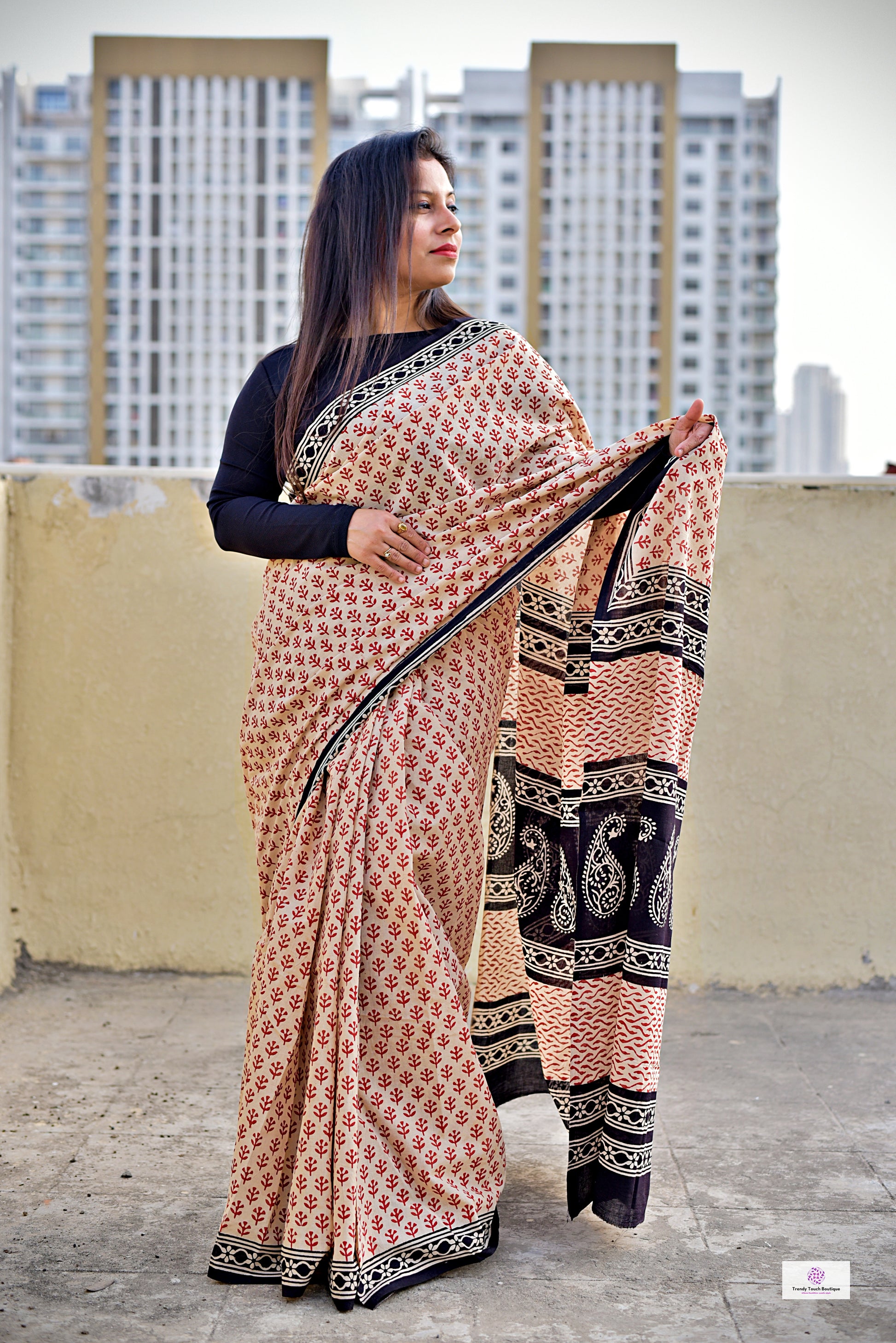 mulcotton handblock print best summer fabric office wear and everyday wear saree online best price with blouse piece black red and beige soft 