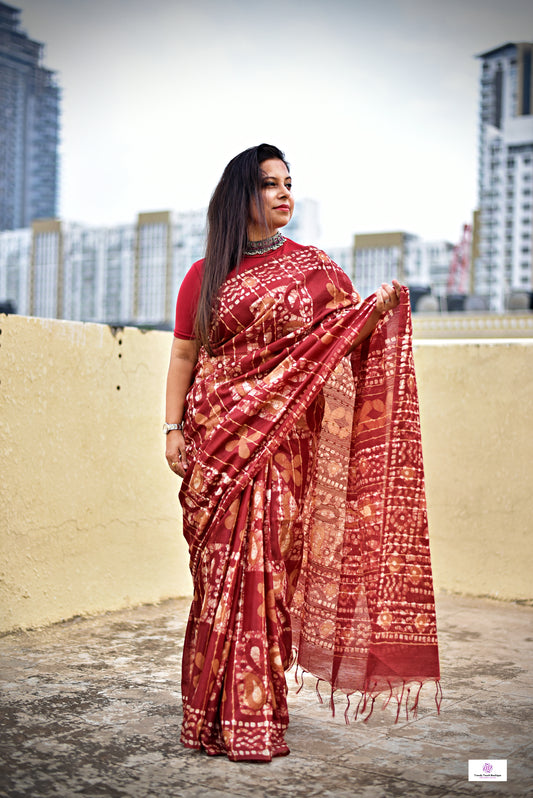maroon lightweight banswara silk saree hand batik work for festive and office wear with blouse piece and best price
