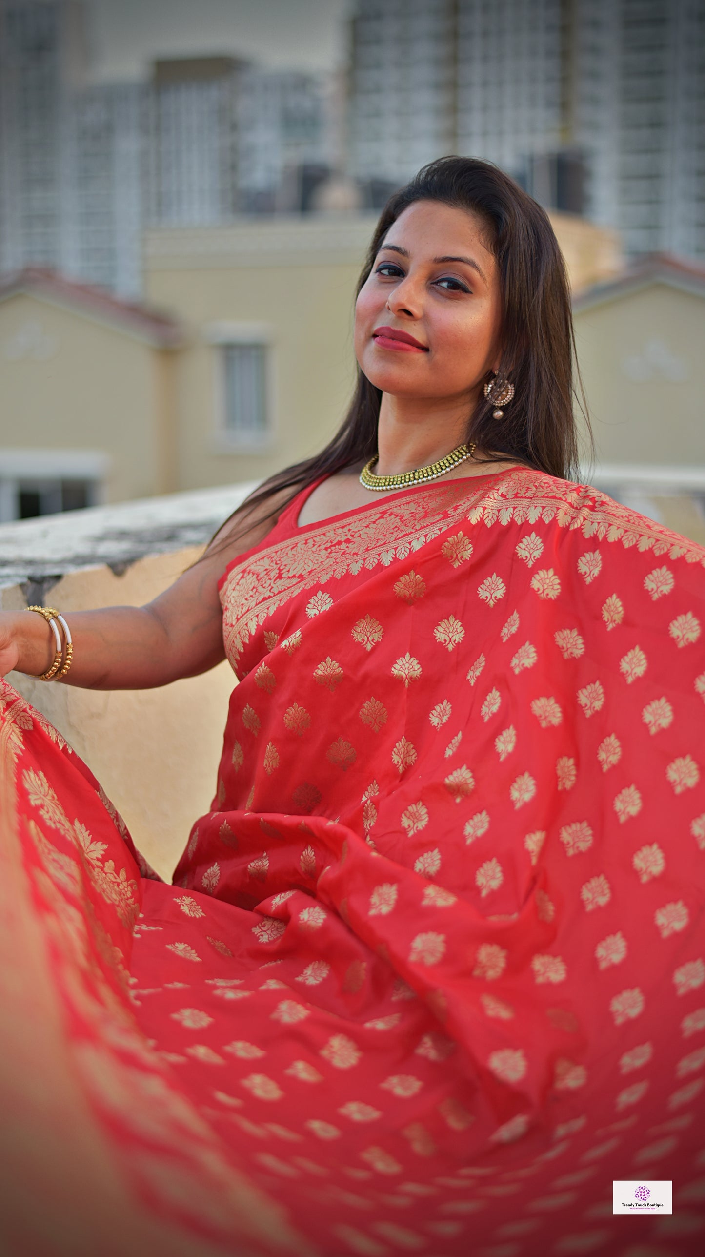 red banarasi silk zari work sare wedding wear marriage function party wear saree affordable price