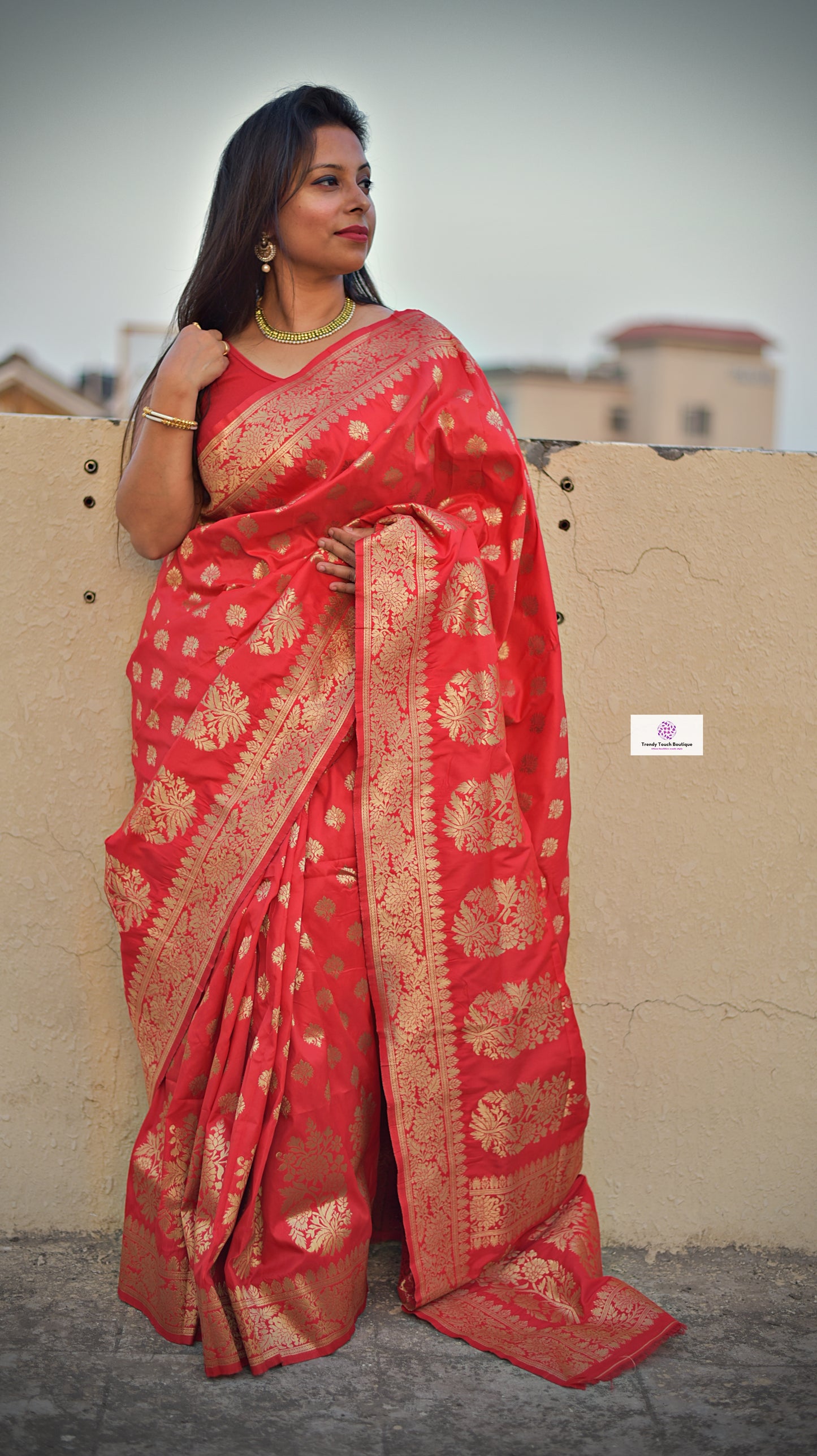 red banarasi silk zari work sare wedding wear marriage function party wear saree affordable price