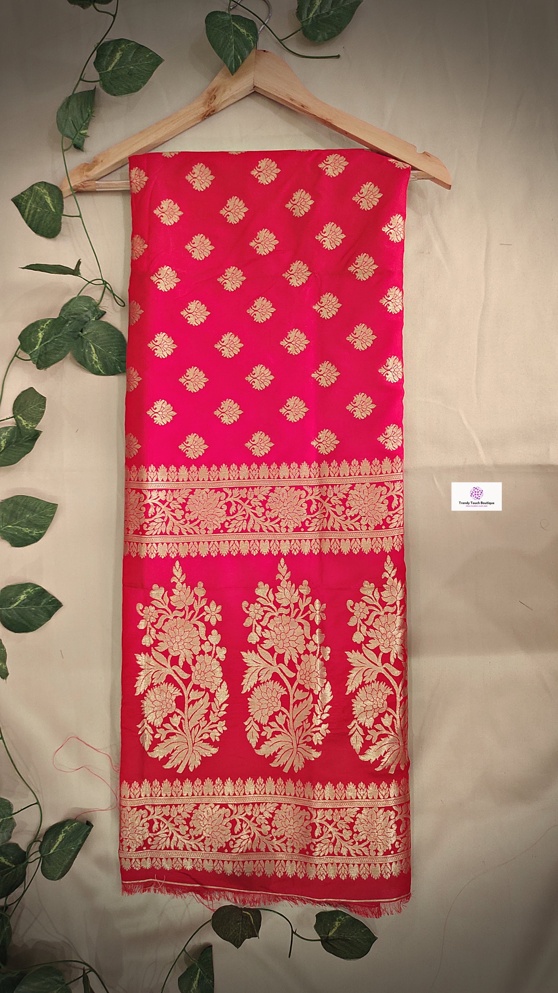 red banarasi silk zari work sare wedding wear marriage function party wear saree affordable price