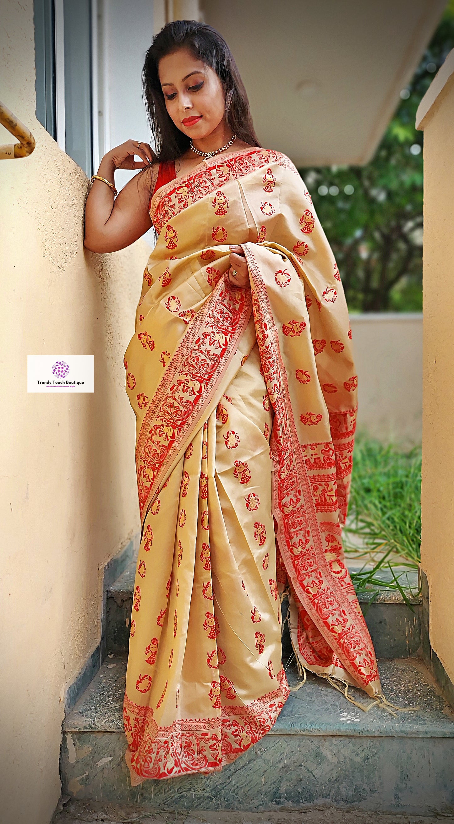 Baluchari silk offers online Baluchari Silk saree beige chandan ivory red traditional silk rama sita motif wedding function party wear celebration affordable price online with blouse piece